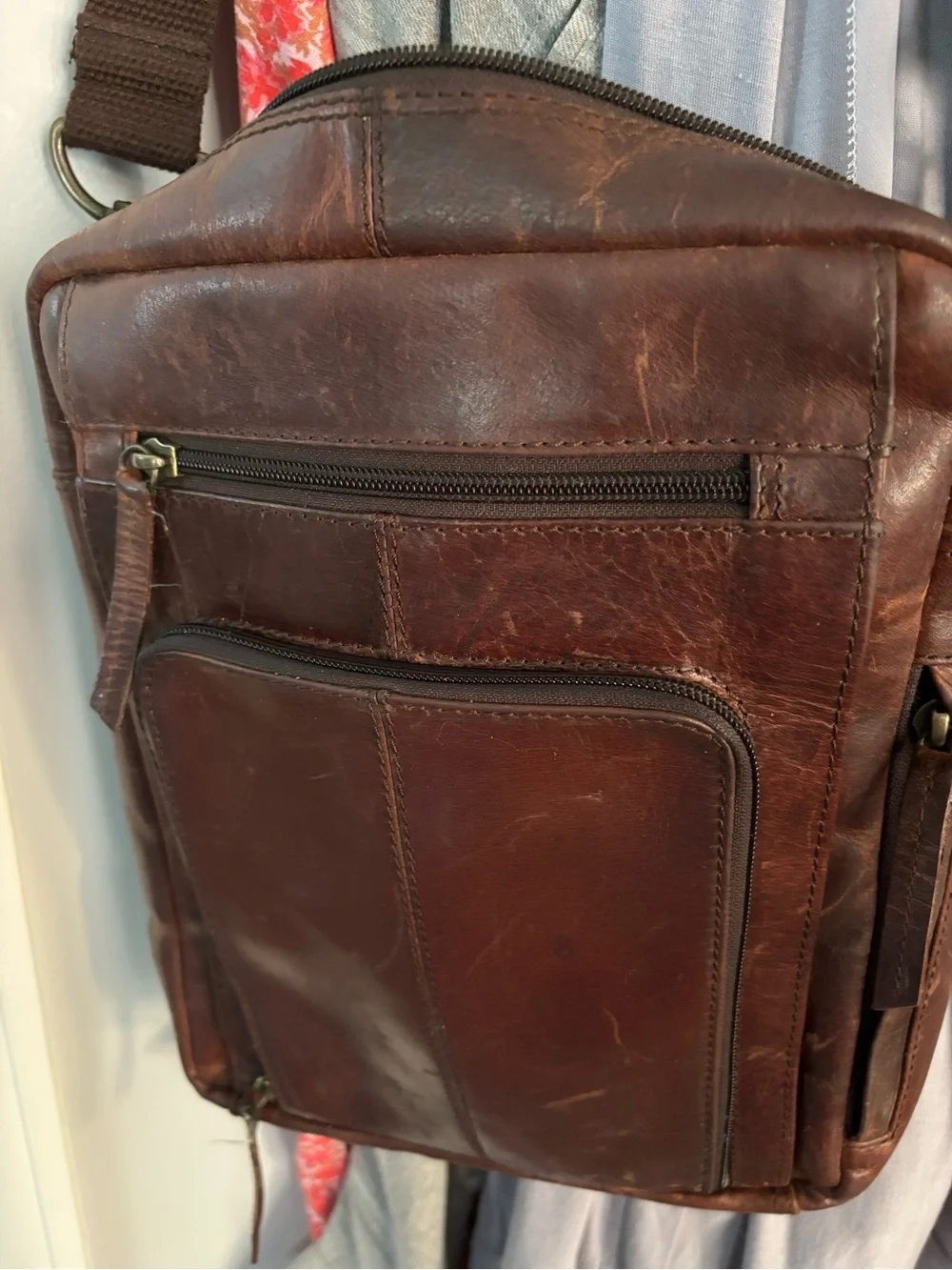 PELLE Brown Leather Crossbody Bag - Classic Organizer. UNISEX